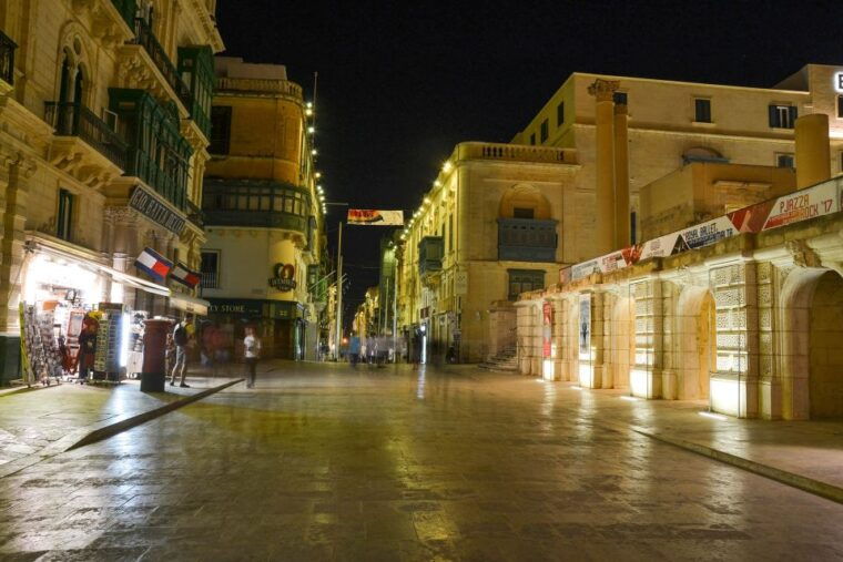 malta-by-night-valletta-birgu-mdina-mosta