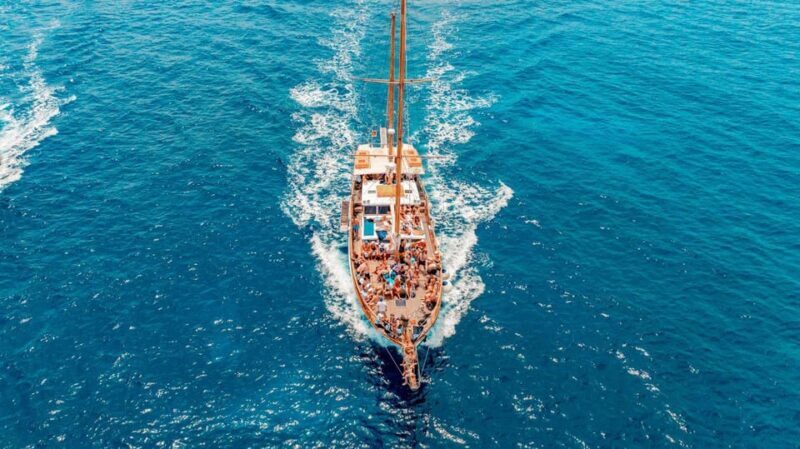Malta: Comino, Blue Lagoon Crystal Lagoon and Caves - Who This Tour Is Best For