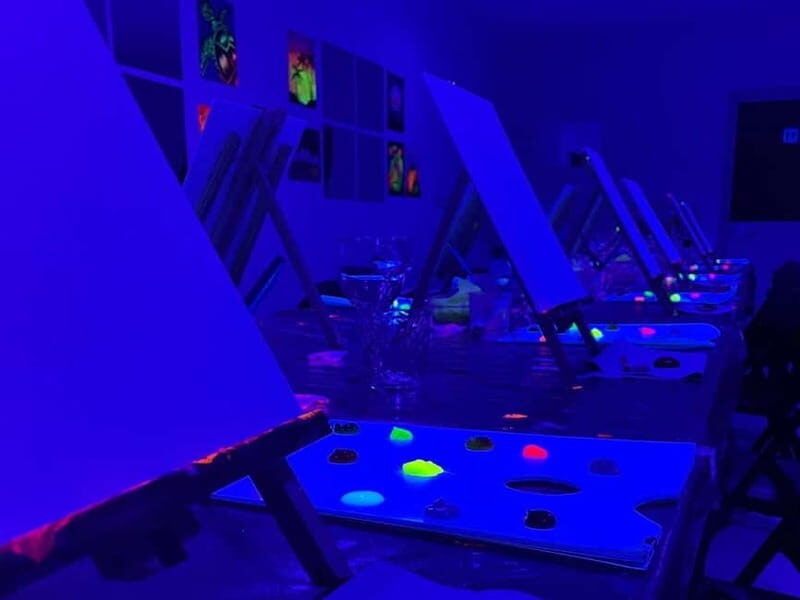 Malta: Glow-in-the-Dark Drink & Paint Experience - Authentic Perspectives from Past Participants