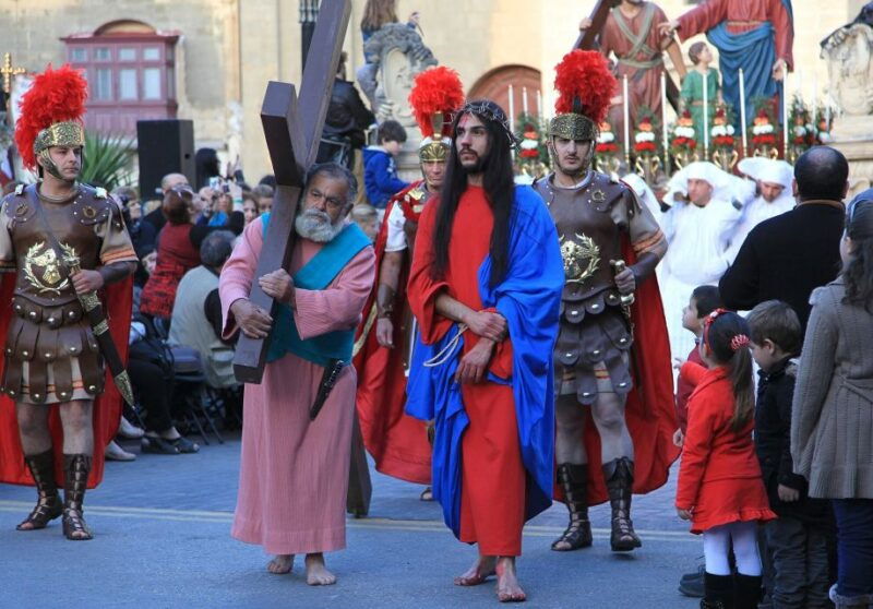 malta-good-friday-afternoon-procession-with-transportation