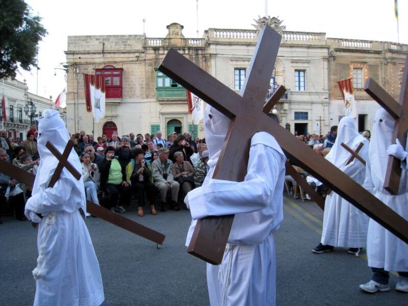 malta-good-friday-afternoon-procession-with-transportation