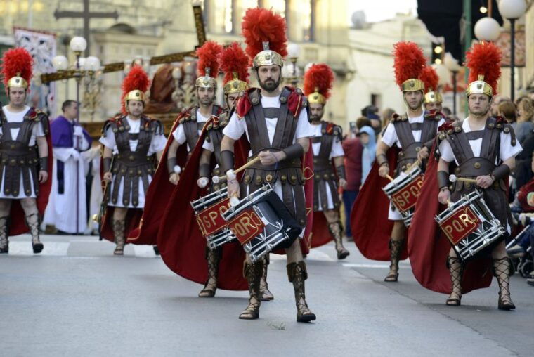 malta-good-friday-afternoon-procession-with-transportation