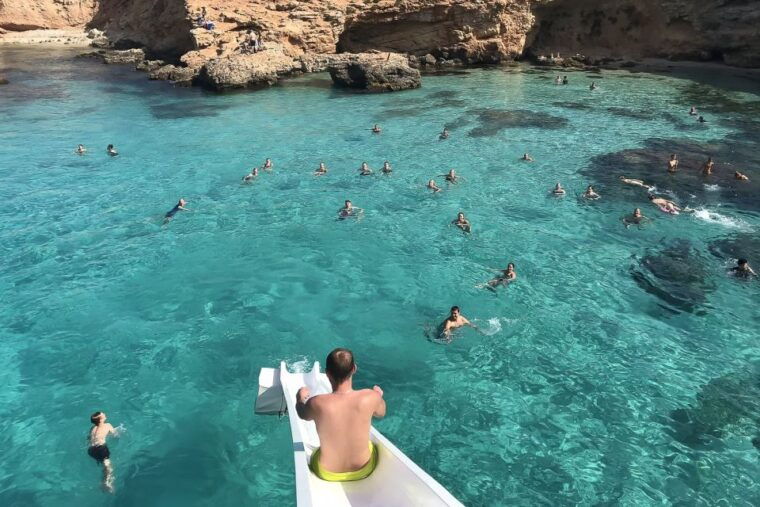 malta-gozo-comino-blue-crystal-lagoon-caves-cruise