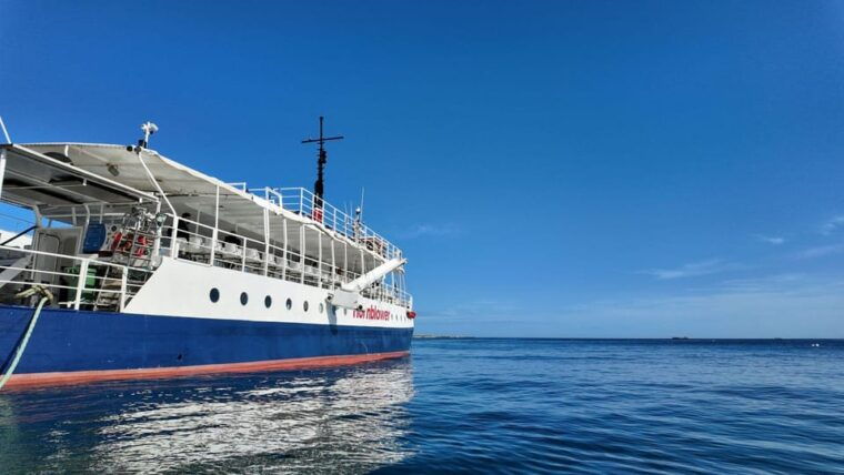 malta-gozo-comino-blue-crystal-lagoon-caves-cruise