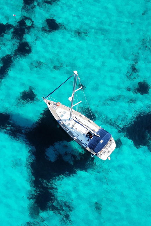 malta-gozo-comino-full-day-sailing-charter