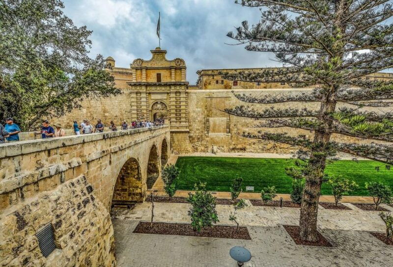 malta-mdina-dingli-cliffs-and-san-anton-botanical-gardens
