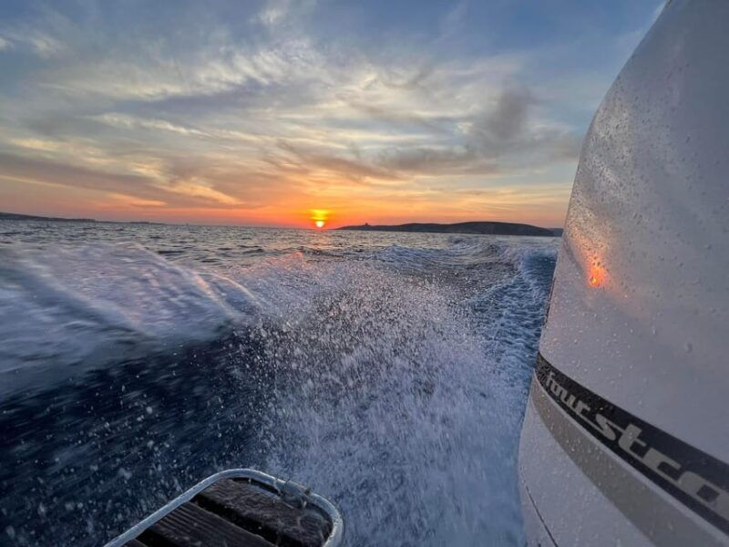 malta-private-boat-cruise-with-caves-beaches-swim-stops