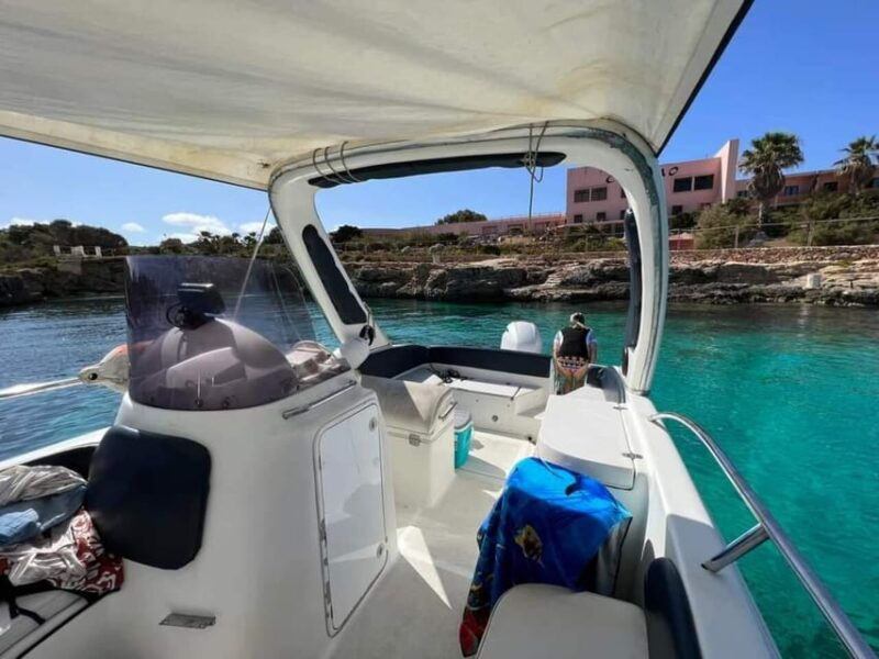 malta-private-boat-cruise-with-caves-beaches-swim-stops