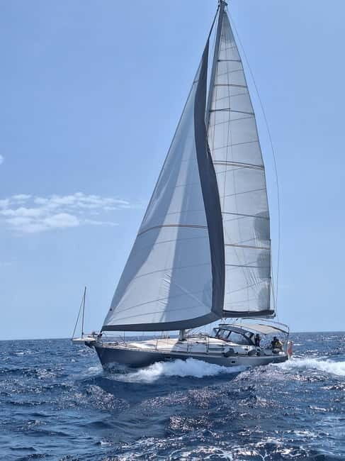 Malta: Private Yacht Charter with Skipper and Drinks - Key Points
