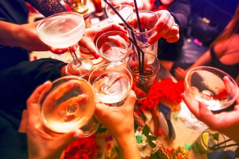 malta-pub-crawl-of-paceville-and-st-julians-with-drinks