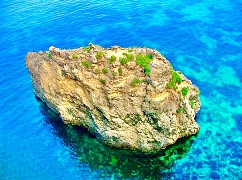 maltas-splendour-excursion-trips-in-blue-grotto-comino