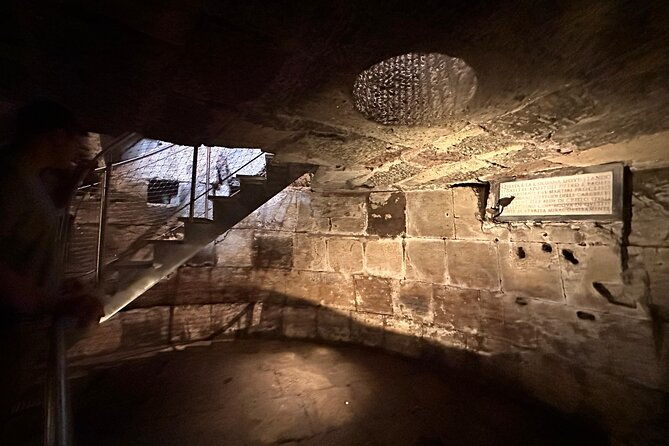 mamertine-prison-and-catacombs-small-group-tour-with-driver