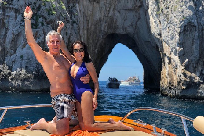 mamma-mia-boat-experience-2