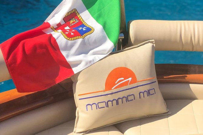 mamma-mia-boat-experience