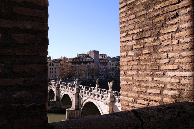 mamma-mia-discover-the-mysteries-inside-castel-santangelo-tour