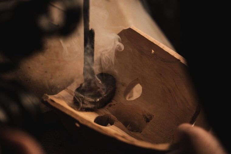 mamoiada-visit-to-a-mask-artisans-laboratory