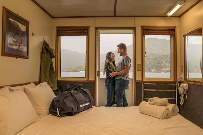 Manapouri: Doubtful Sound Overnight Cruise (2 Nights) - Cruising Through the Fjords