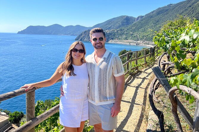 manarola-wine-tasting-experience-with-maria-2