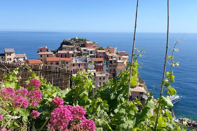 manarola-wine-tasting-experience-with-maria