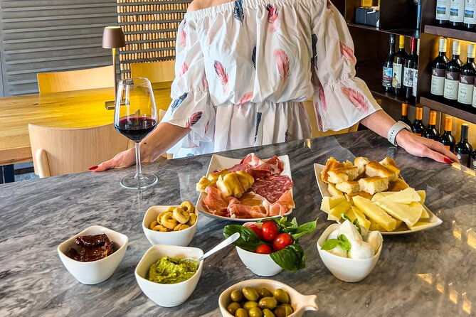manarola-wine-tasting-experience-with-maria