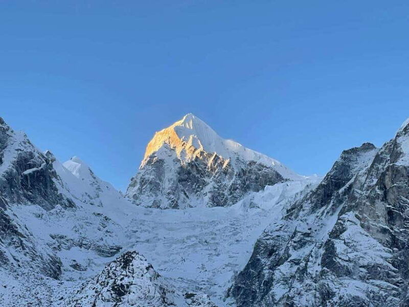 manaslu-circuit-trek-with-larkya-la-pass-hidden-gems