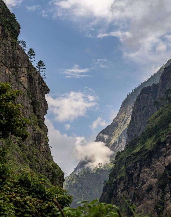 manaslu-ciruit-trek-manaslu-trek-12-days-from-kathmandu