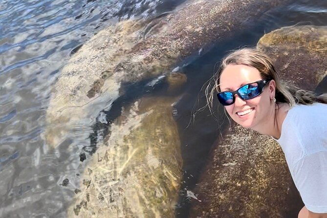 manatee-dolphin-and-10000-islands-sunset-cruise-2