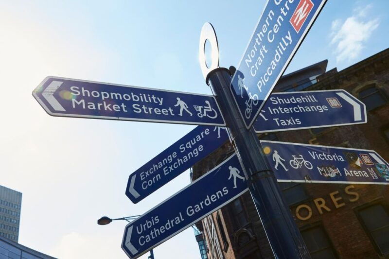 manchester-express-walk-with-a-local-in-60-minutes
