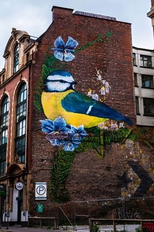manchester-sightseeing-walking-custom-tour-with-a-guide