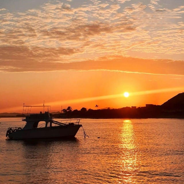 mancora-sunset-boat-party-tour