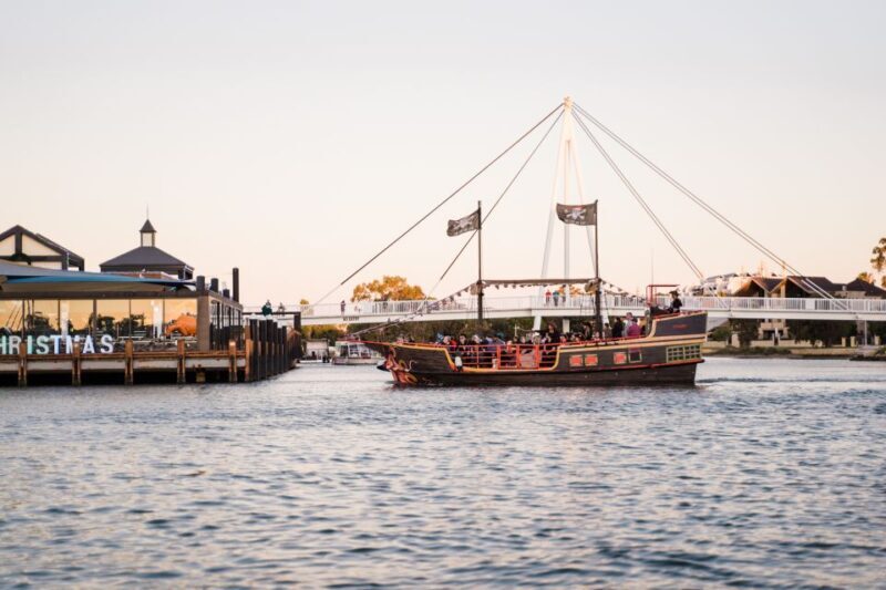 Mandurah: 1.5 Hour Sundowner Cruise - Key Points  