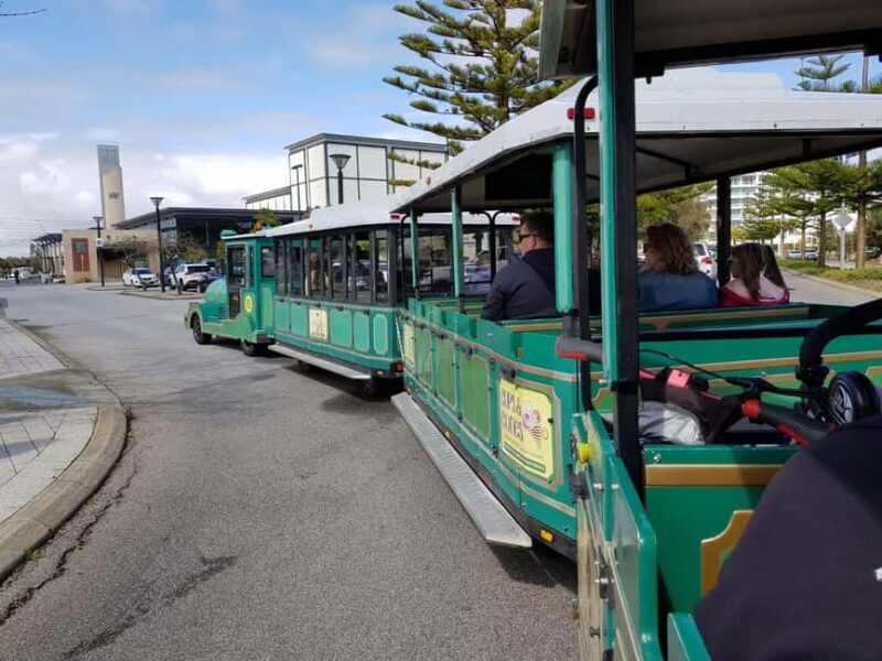 Mandurah: Big Toot 30 mins scenic tour - The Sum Up: Who Should Consider This Tour?