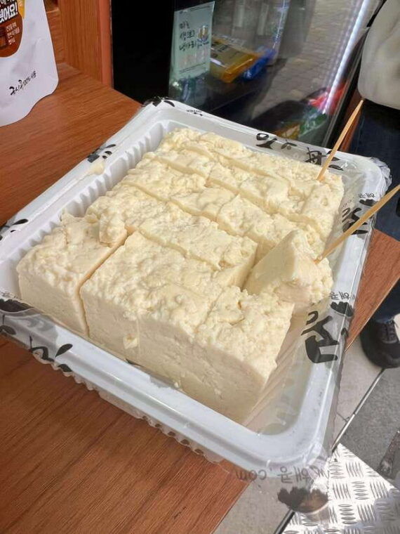 mangwon-market-food-tour-by-localscheap-eats-to-fancy-feast