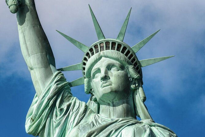 manhattan-adventure-sightseeing-boat-tour-departing-midtown
