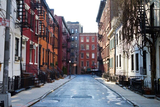 manhattan-ny-famous-artists-self-guided-tour-and-exploration-game