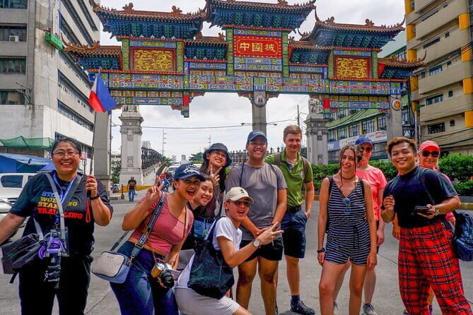 Manila Old & New City Walking Tour With A Guide - Duration and Group Size