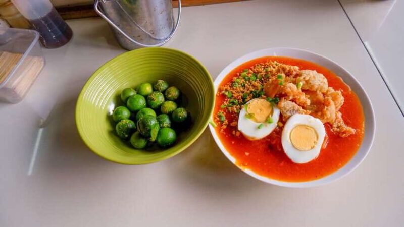 manila-sightseeing-and-food-walking-tour-with-tastings