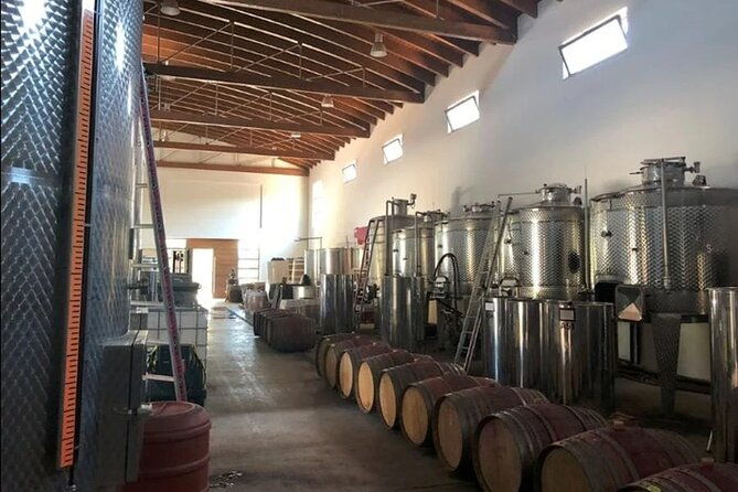 manousakis-winery-shuttle-service-tour-and-taste