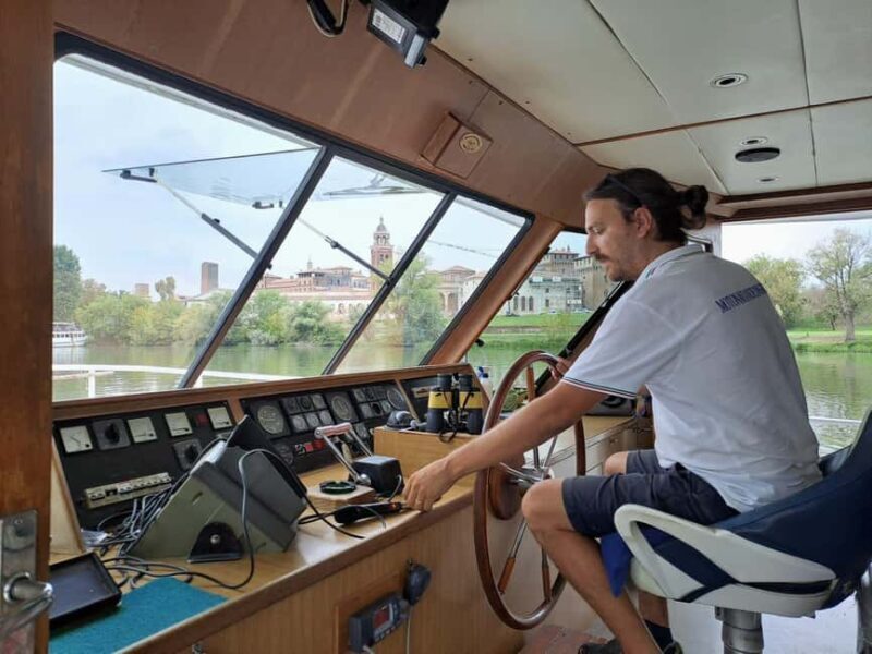 Mantua: Boat trip with a tour guide from the park to the port with the water lift - Exploring Mantua’s Waterways: A Closer Look