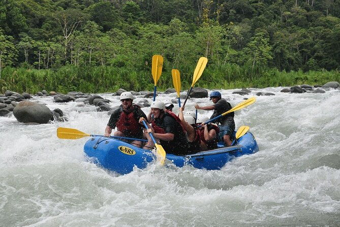 manuel-antonio-national-park-white-water-rafting-class-ll-lll