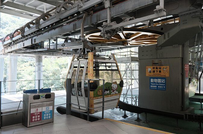 Maokong Gondola and Camphor Trail - Who Will Love This Tour?