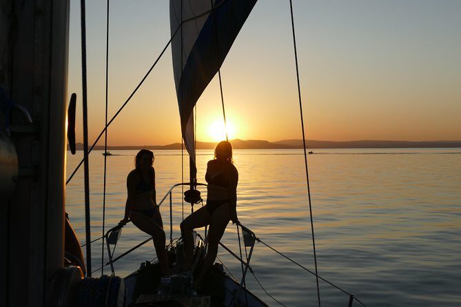 Maori Rock Carvings - Taupo Sailing Adventures - Kindred Spirit - Who Should Book This Tour?