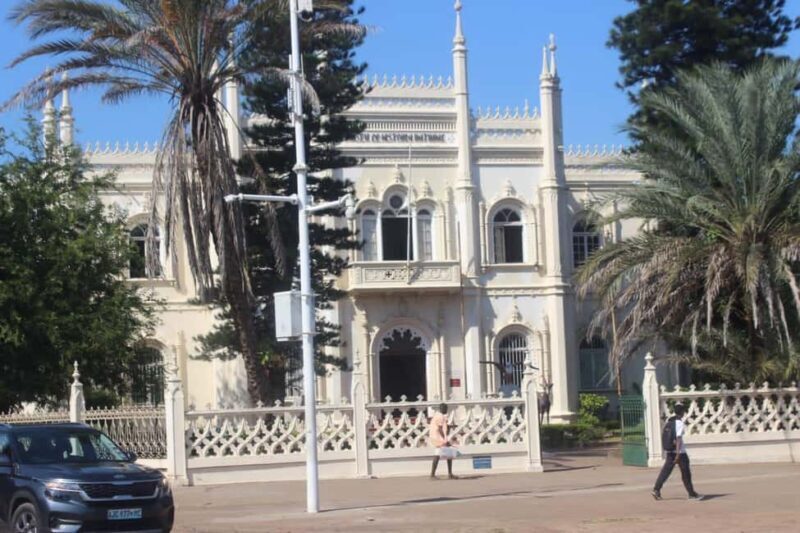 Maputo DowntownWalking Tour - An In-Depth Look at the Maputo Downtown Walking Tour