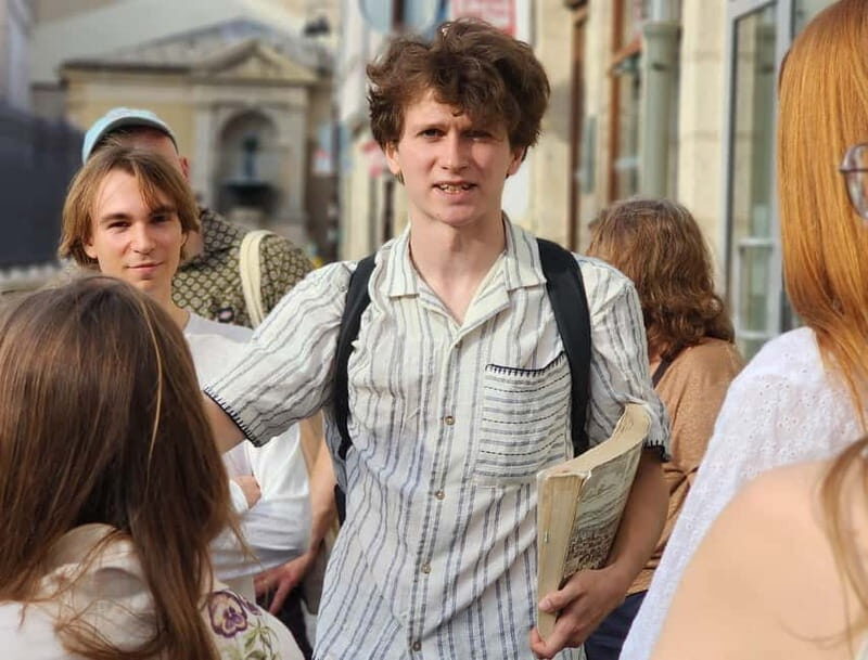 Marais: Intrigues of the French Kings Walking Tour - FAQ