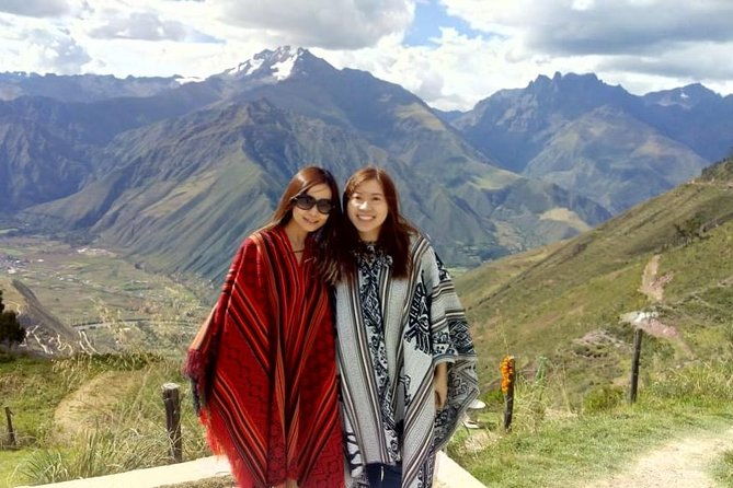 maras-salt-mines-and-moray-biking-tour-from-cusco