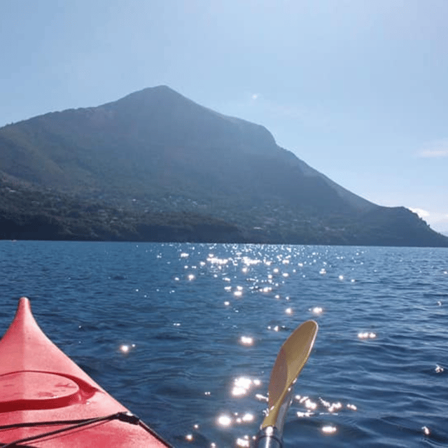 maratea-kayak-tour-through-the-caves