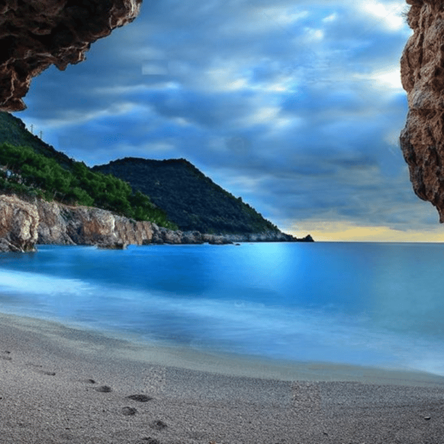 maratea-kayak-tour-through-the-caves
