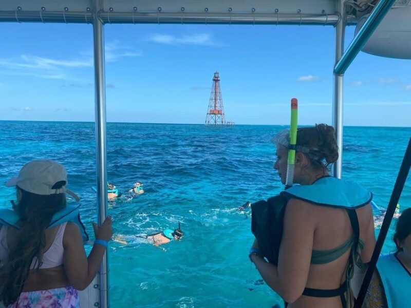 marathon-snorkeling-adventure-by-boat-at-sombrero-reef