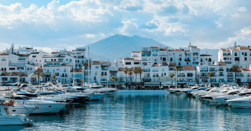 marbella-boat-rental-drive-yourself-with-dolphin-sighting