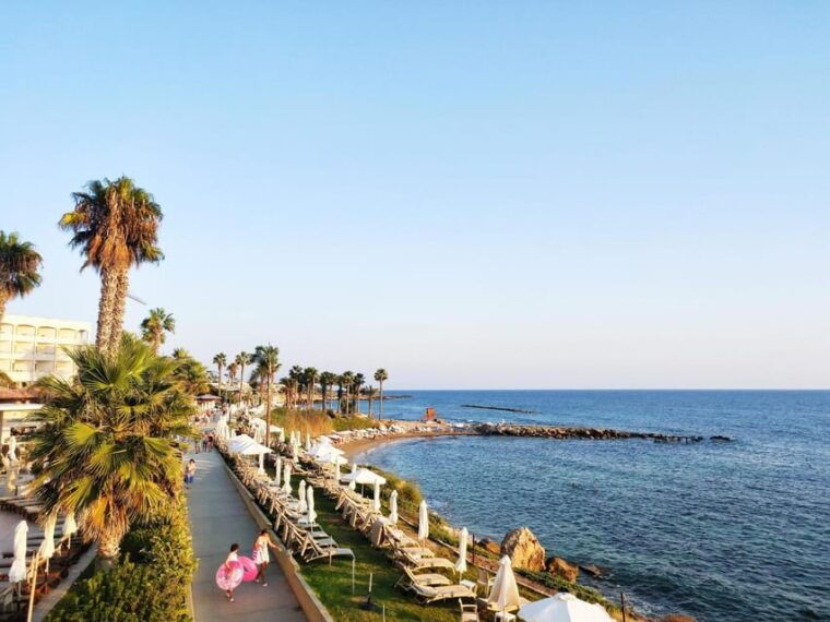 marbella-express-walk-with-a-local-in-60-minutes